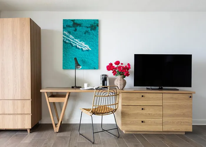 Pet Friendly hotel: Amara Cay Resort